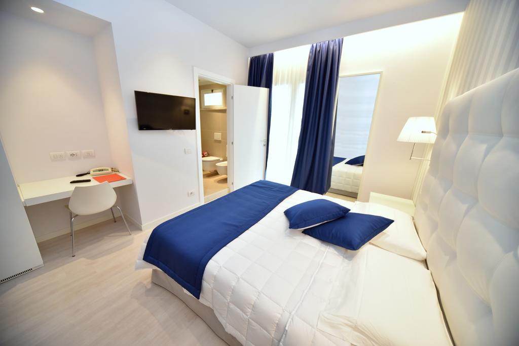 Hotel Fedora Riccione Luaran gambar