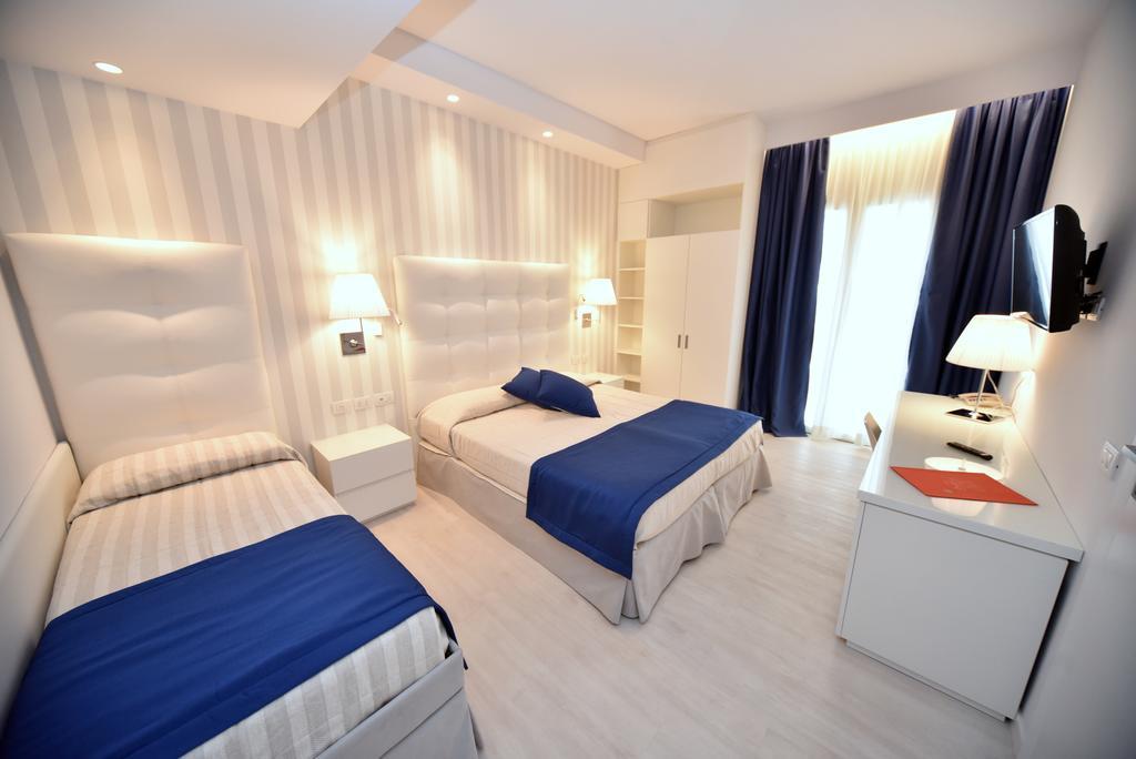 Hotel Fedora Riccione Luaran gambar