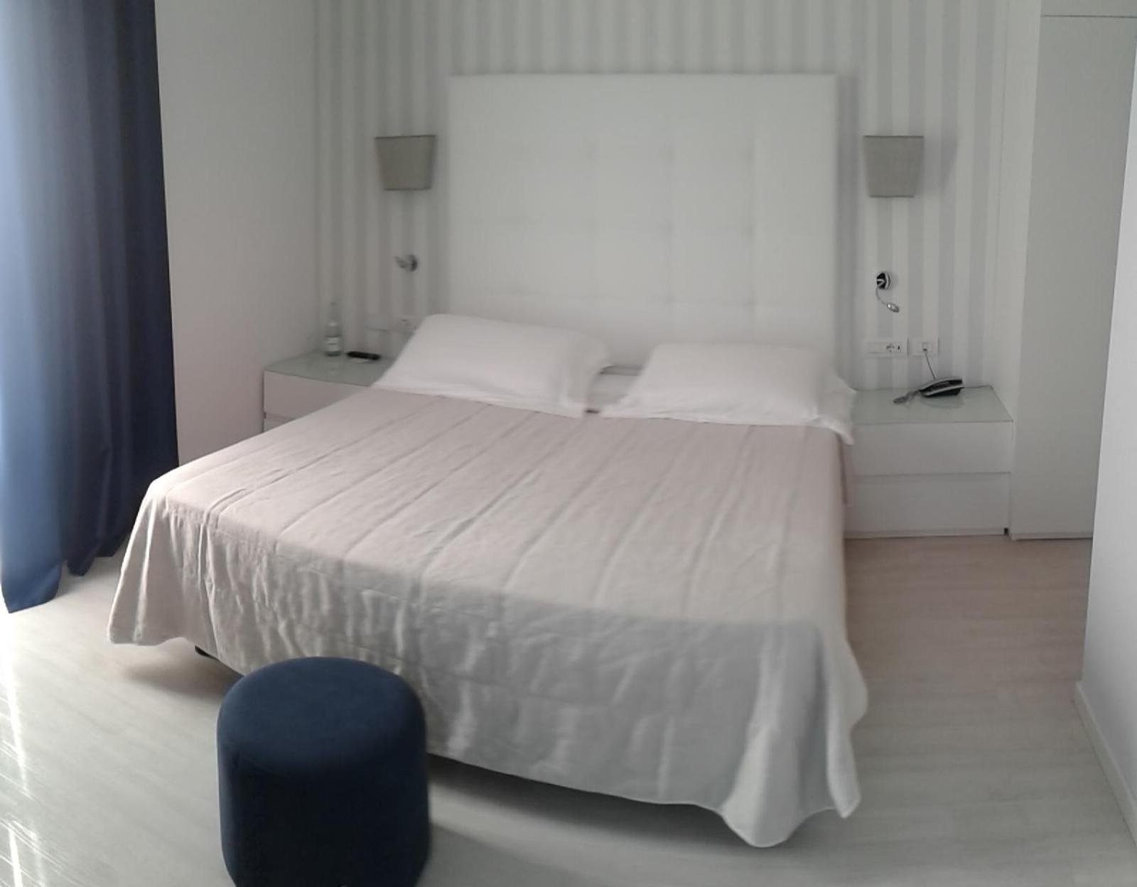 Hotel Fedora Riccione Luaran gambar